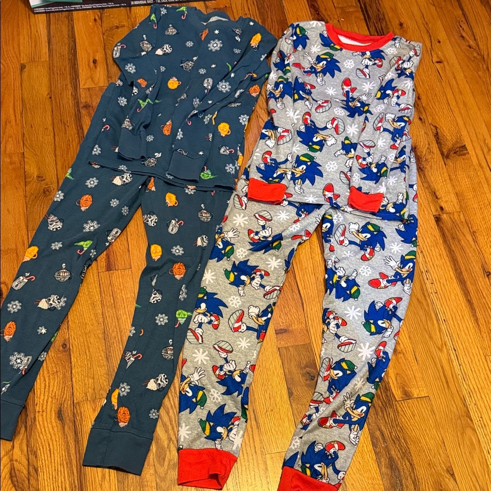 Star Wars and Sonic Pajama 2 complete pair